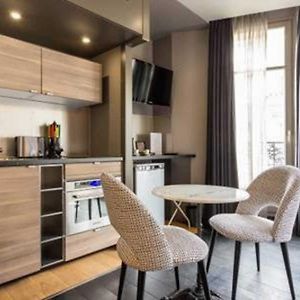 Studio met een Queen Size Bed